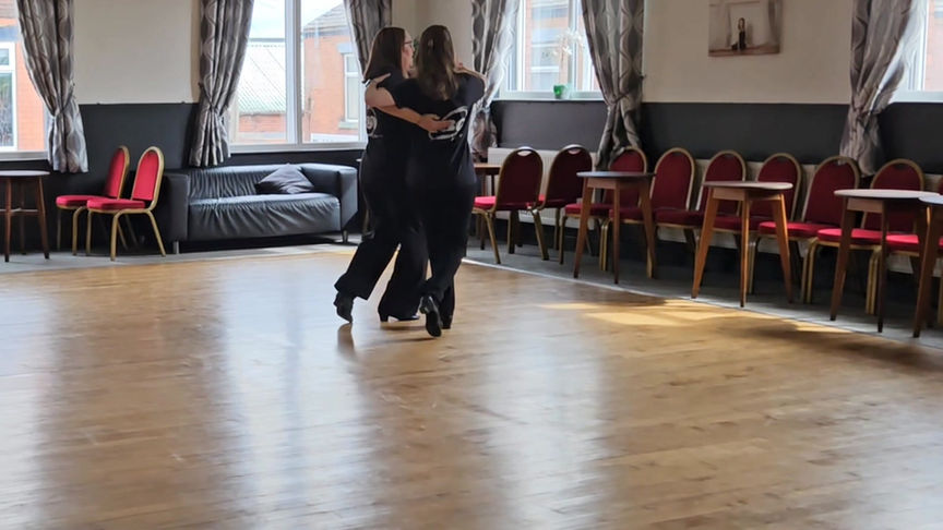 Tango - 4 Step Point, Open Prom V1